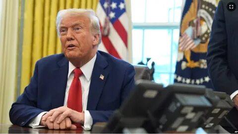 Trump Warns of ‘Wake-up Call’ as Low-Cost Chinese AI Jolts Sector - MSN