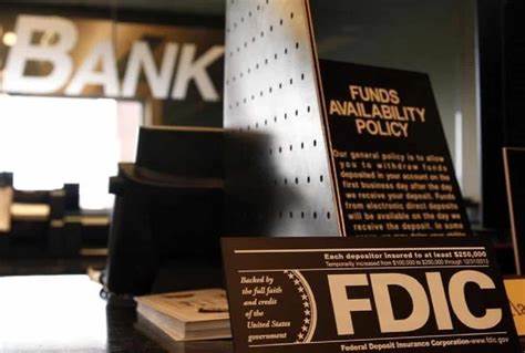 Crypto Majors Free Fall Despite FDIC’s Easing Stance on Banks As Trump’s ‘Tariff Pause’ Optimism Fades: Retail’s Losing Confidence