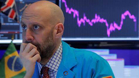 US stock sell-off deepens as Nasdaq falls nearly 3% on fears of higher rates and weak tech results - Markets Insider