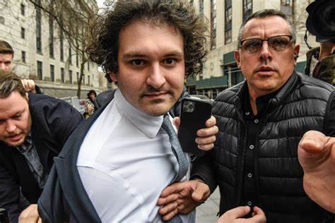 Bankman-Fried Is Sentenced to 25 Years in Prison Over FTX Collapse - Bloomberg