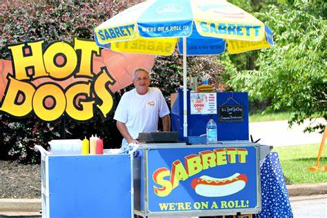 This local hot dog cart is serving up unique twists on the classic dish