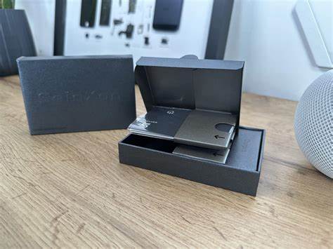 SwitchBot Wallet Finder Card: AirTag-Karte mit Smart Home Extras