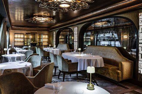 Money blog: Gordon Ramsay has opened the highest restaurant in London - take a look inside (and see how much it costs) - Sky News