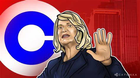 Senator Lummis Challenges SEC’s ‘Legislation-by-Enforcement’ Approach on Coinbase